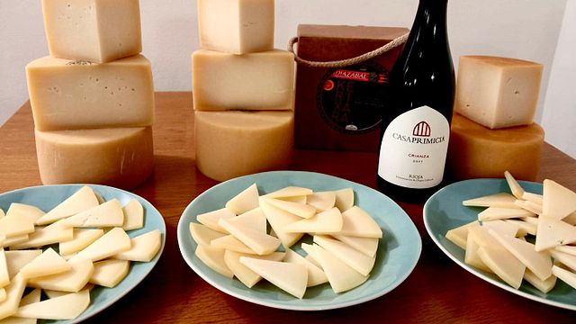 Historia, Vino y Gastronomía, una Experiencia Única en Bodegas Casa Primicia