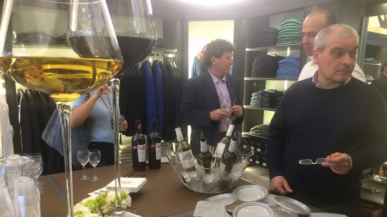 Degustação de vinhos e tour na Società Agricola Nativ
