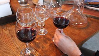Degustação de vinhos – 3 variedades na adega Aragvispiri