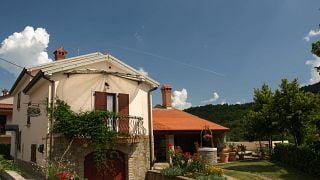 Domačija Ražman: A Family Winery in Slovenia
