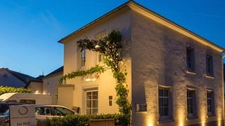 Hôtel à vin "Ayler Kupp" au Weingut Lauer