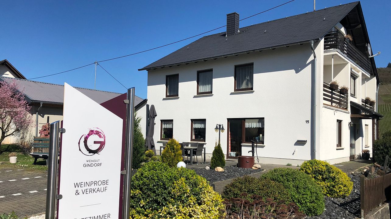 Übernachtung mit Frühstück im Weingut Gindorf