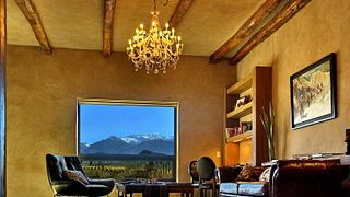Alpasion Wines, Lodge & Vineyards