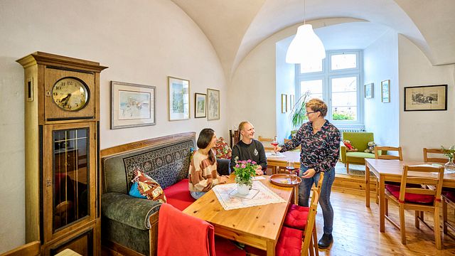 Cata de vinos popular en Weingut Lange - Schloss Saaleck