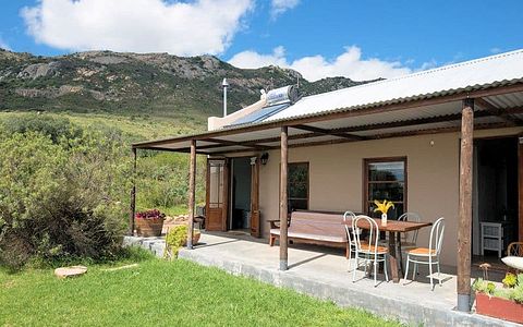 Séjour au Caracal Cottage à Fynbos State | Dragonridge Winery