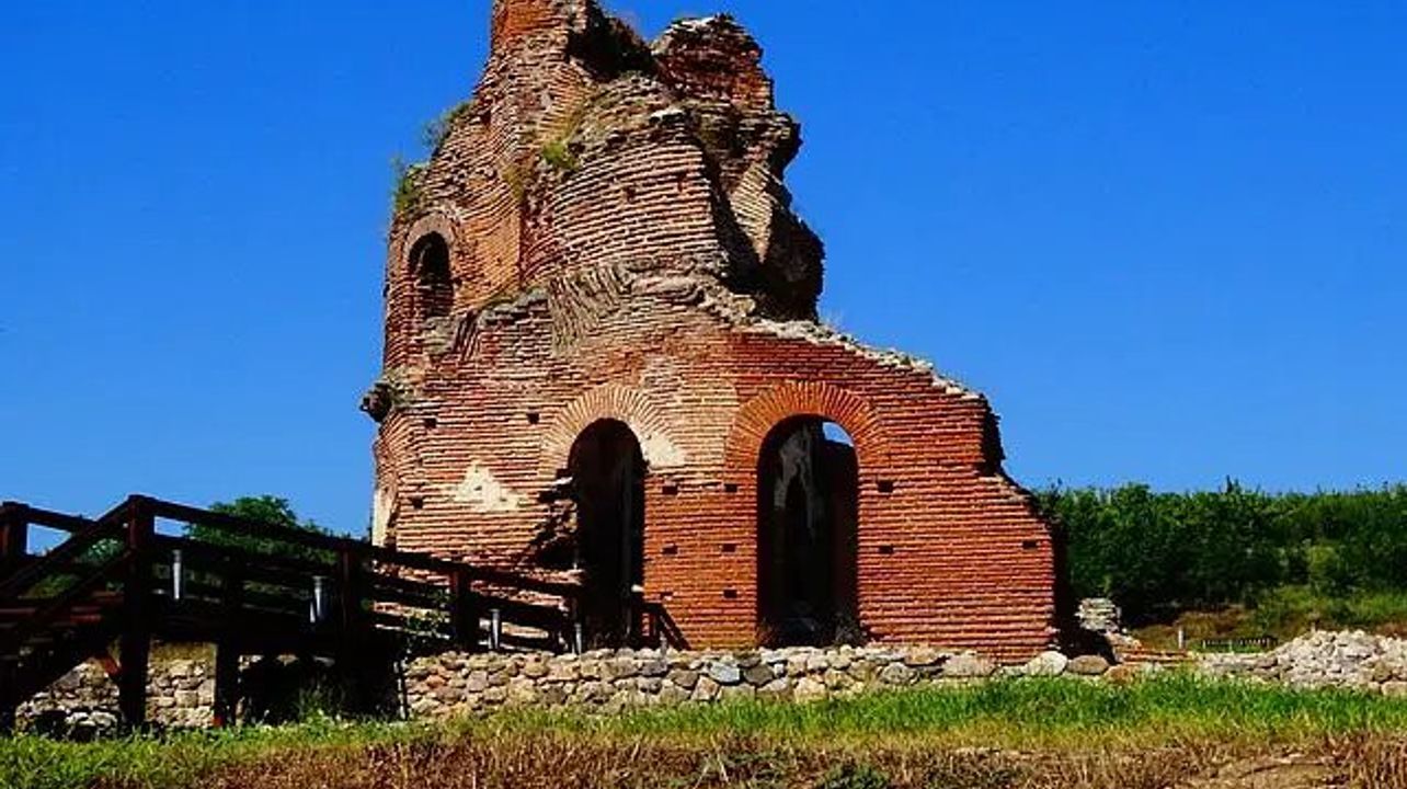 Plovdiv och Perushtitsa dagsutflykt med vinprovning från Sofia