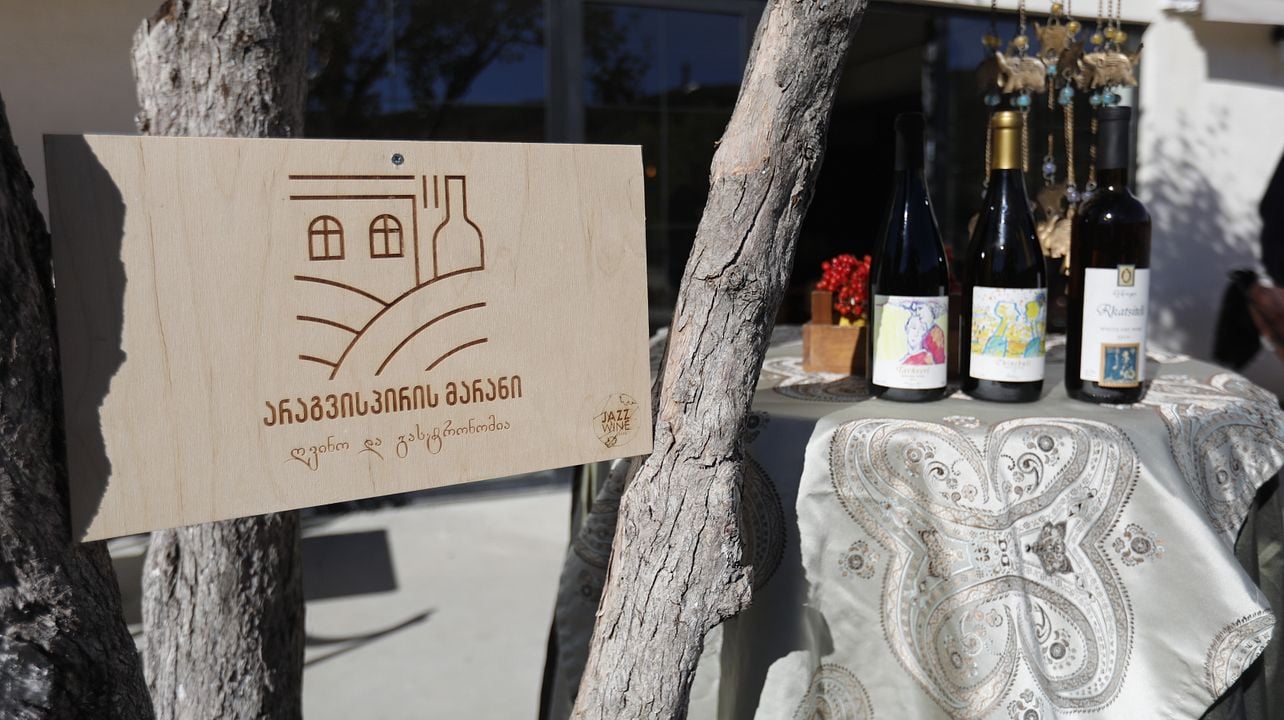 Wine Tasting – 2 Varieties at Aragvispiri Wine Cellar