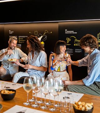 Degustazione di vino Prosecco + antipasti a Valdobbiadene 