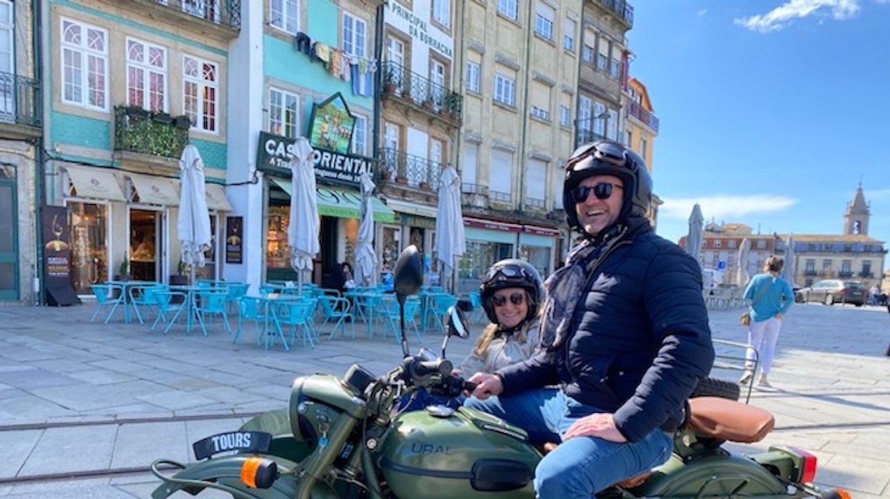 Descubra as paisagens do Porto com champanhe