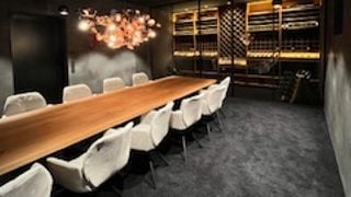 Cata exclusiva de vinos de añadas antiguas y vinos raros