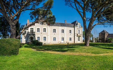 Gioca e soggiorna allo Chateau Piegue
