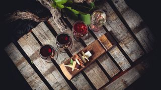 Experience Monje Winery: Guided Tour with Wine & Cheese Pairings