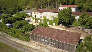 Dégustation de vins au Domaine Le Passelys