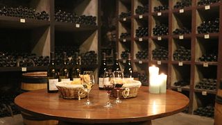 Cata de vinos Grands Crus en la finca Henri de Villamont