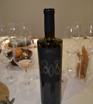 Degustazione privata di vini invecchiati presso Bodegas 1808