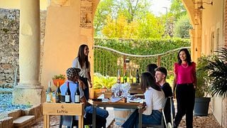 Cata de vinos y visita a la Bodega La Pria