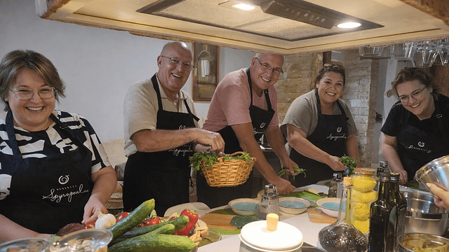 Kochkurs und Weinprobe in einem Weingut in der Nähe von Thessaloniki