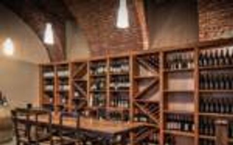Premium vinprovning och rundtur på Cascina Faletta