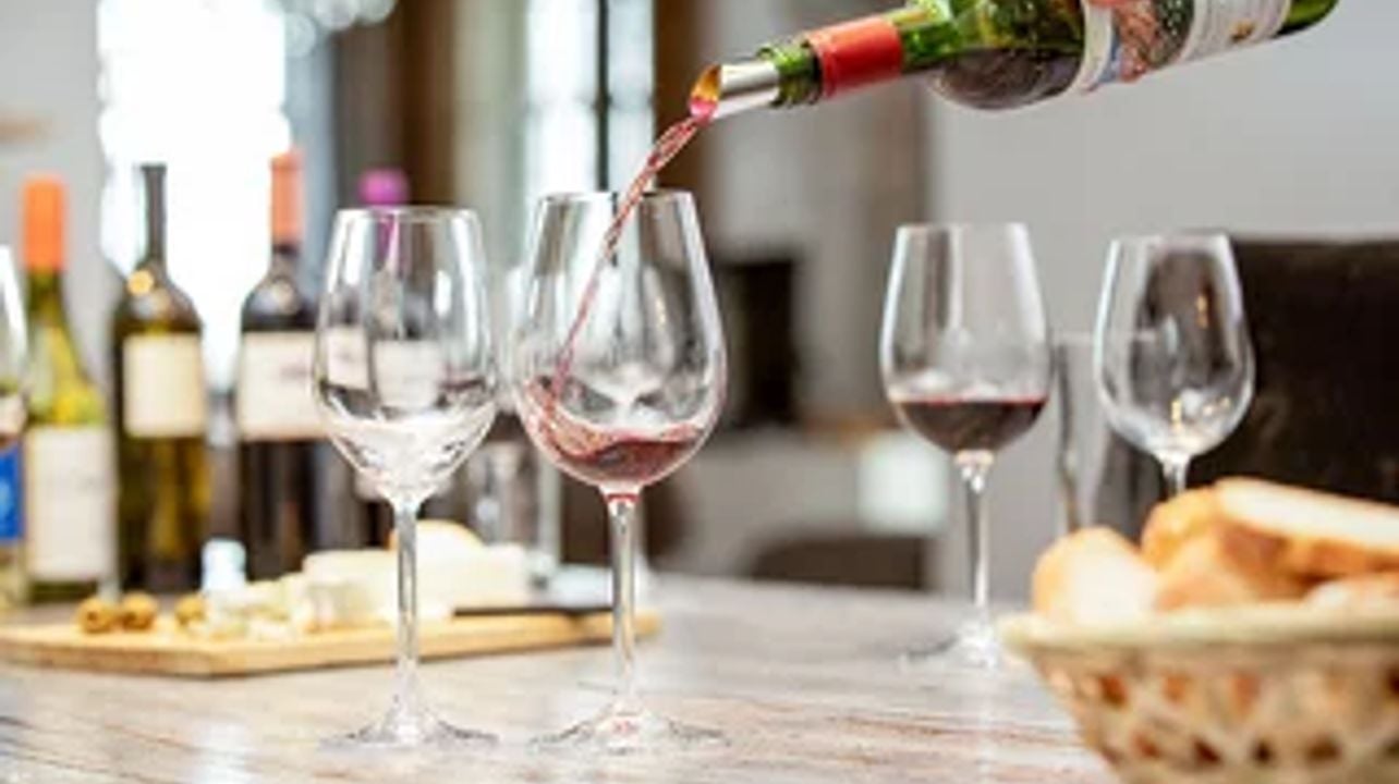 Evento di degustazione di vini a casa | Isabella di Castel