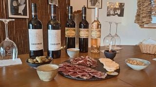 Visite de la ferme et dégustation de vins
