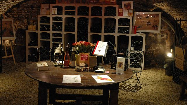 Degustação de vinhos populares no Domaine Moissenet-Bonnard