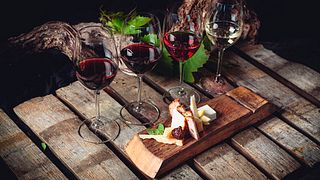 Tour della cantina: 4 vini sapientemente abbinati a 4 deliziosi formaggi