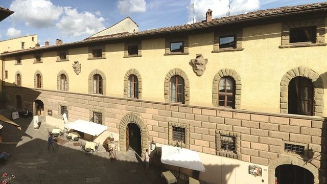 Tenute Squarcialupi La Castellina
