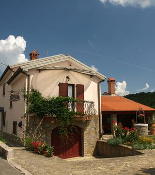 Weinprobe und Besichtigung im Domačija Ražman