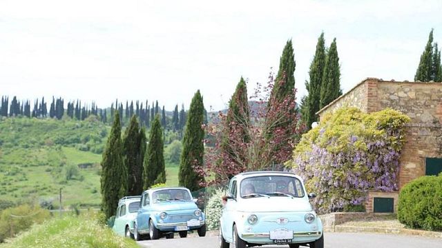 Fiat 500: Tour d'epoca sulle strade del Chianti da Siena