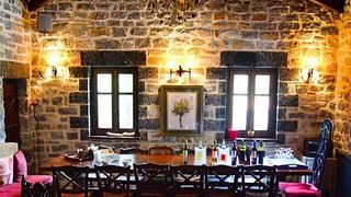Visita y cata de vinos en la bodega orgánica Kalogris
