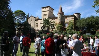 Degustazione di vini al castello Saint Martin de la Garrigue