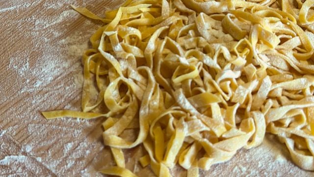 Matlagningskurs i insamling av ekologiska vilda örter och toskansk matlagning