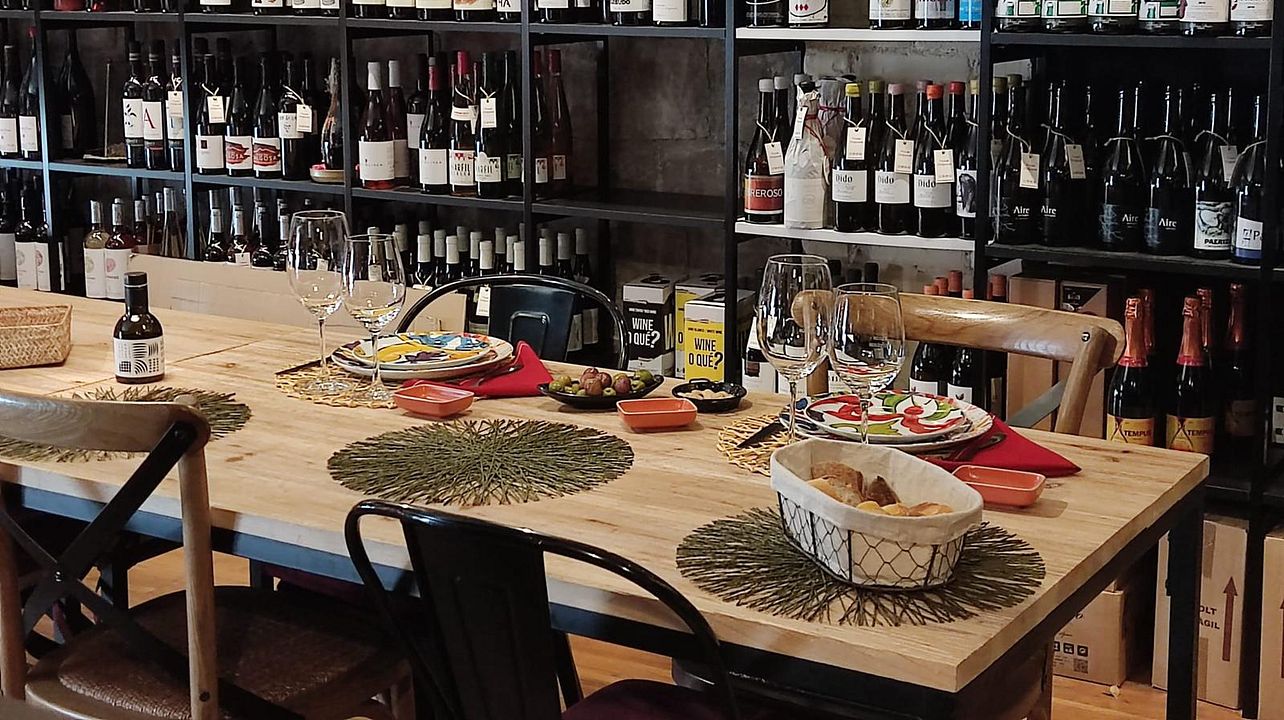 Private Food Tour, Expert Guide, City Walk, Local Delicacies