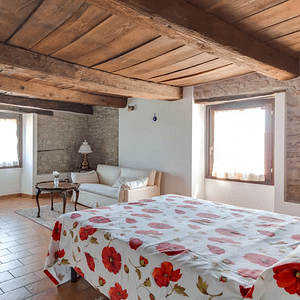 Séjournez à la ferme Castello Montesasso
