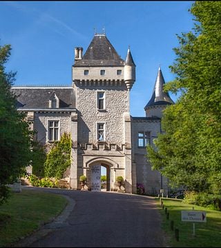 Visite et dégustation de vins de prestige au Château de La Rivière