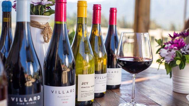 Visita a la bodega Tanagra y cata de vinos en Villard