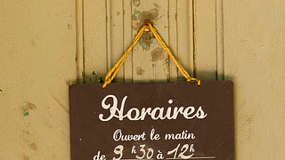Cata de vinos y visita guiada en Mas Baux
