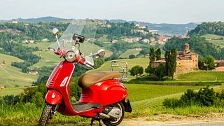 Recorrido privado en bicicleta eléctrica por las Langhe del Barolo (asfalto y tierra)