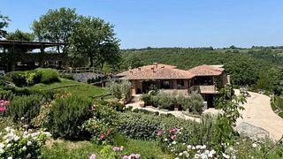 Vinprovning och turer på Pomario