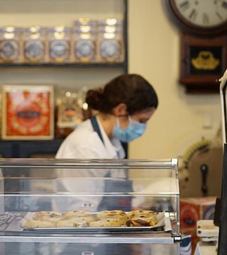 Sapori autentici di Madeira in un tour a piedi enogastronomico