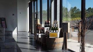 Château Lauduc: A Family Legacy in Bordeaux