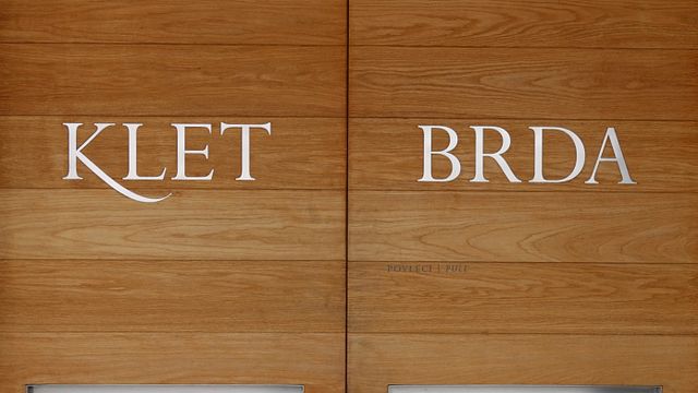Cata de vinos y visita guiada en Klet Brda