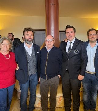 Intensiver Weinbergbesuch und Verkostung seltener autochthoner Weine