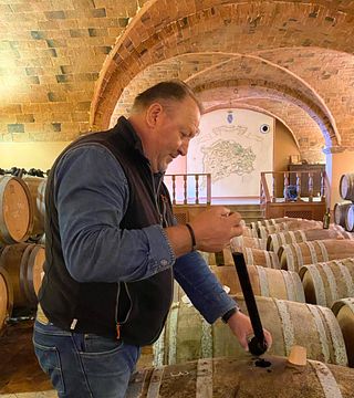 Wine tasting and tour at Marchesi Ginori Lisci