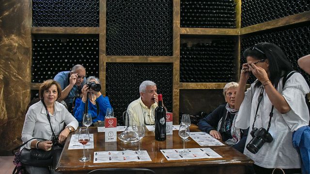 Weintour und Weinprobe bei Ktima Bairaktaris