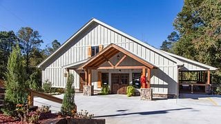 Roaring River Vineyards