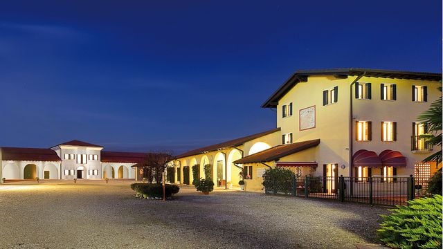 Tour HemingWine Grand Cru Gourmet im Weingut De Stefani