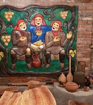 Cata de vinos y visita a la bodega Demi`S