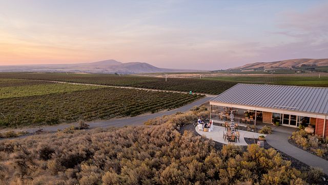 Kiona Vineyards and Winery