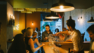 Tour de degustação de vinhos urbanos em Baku